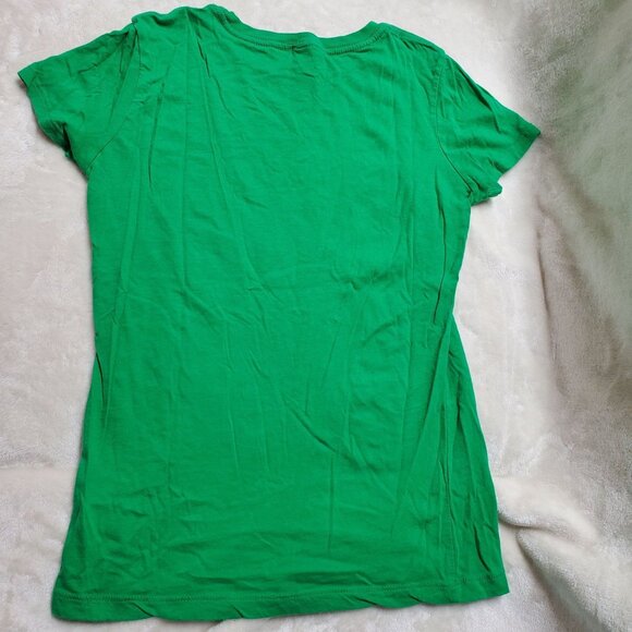 NWOT "I Love Shenanigans" Green Graphic T-Shirt Womens Large 100% Cotton - Picture 5 of 11